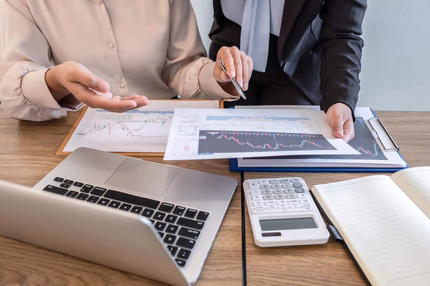 Financial reporting for businesses from  Creditsparkzem 